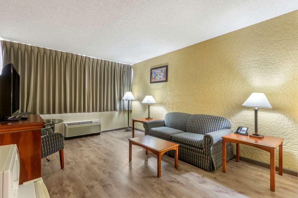 Econo Lodge Broken Arrow-Tulsa الغرفة الصورة