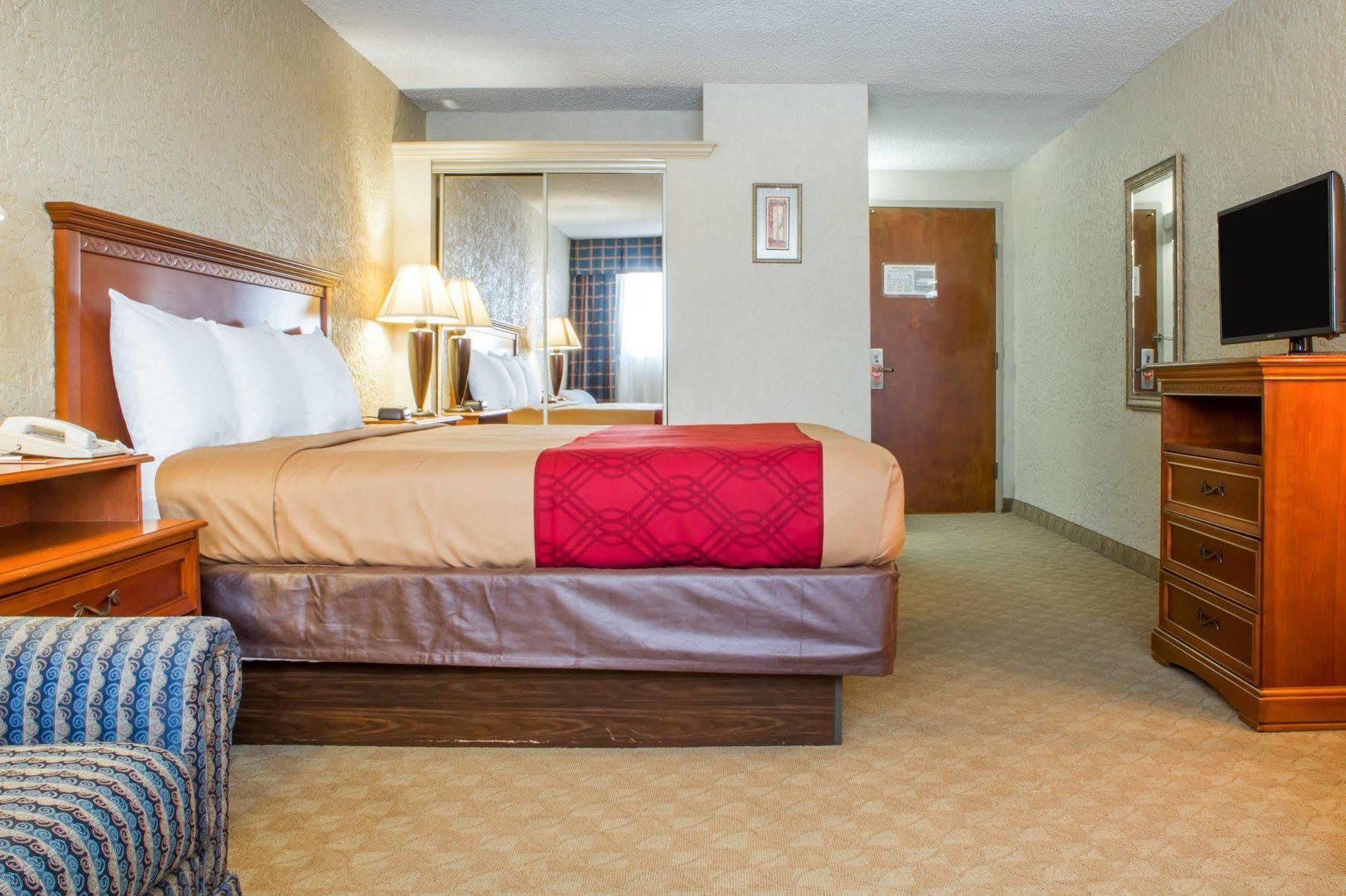 Econo Lodge Broken Arrow-Tulsa المظهر الخارجي الصورة